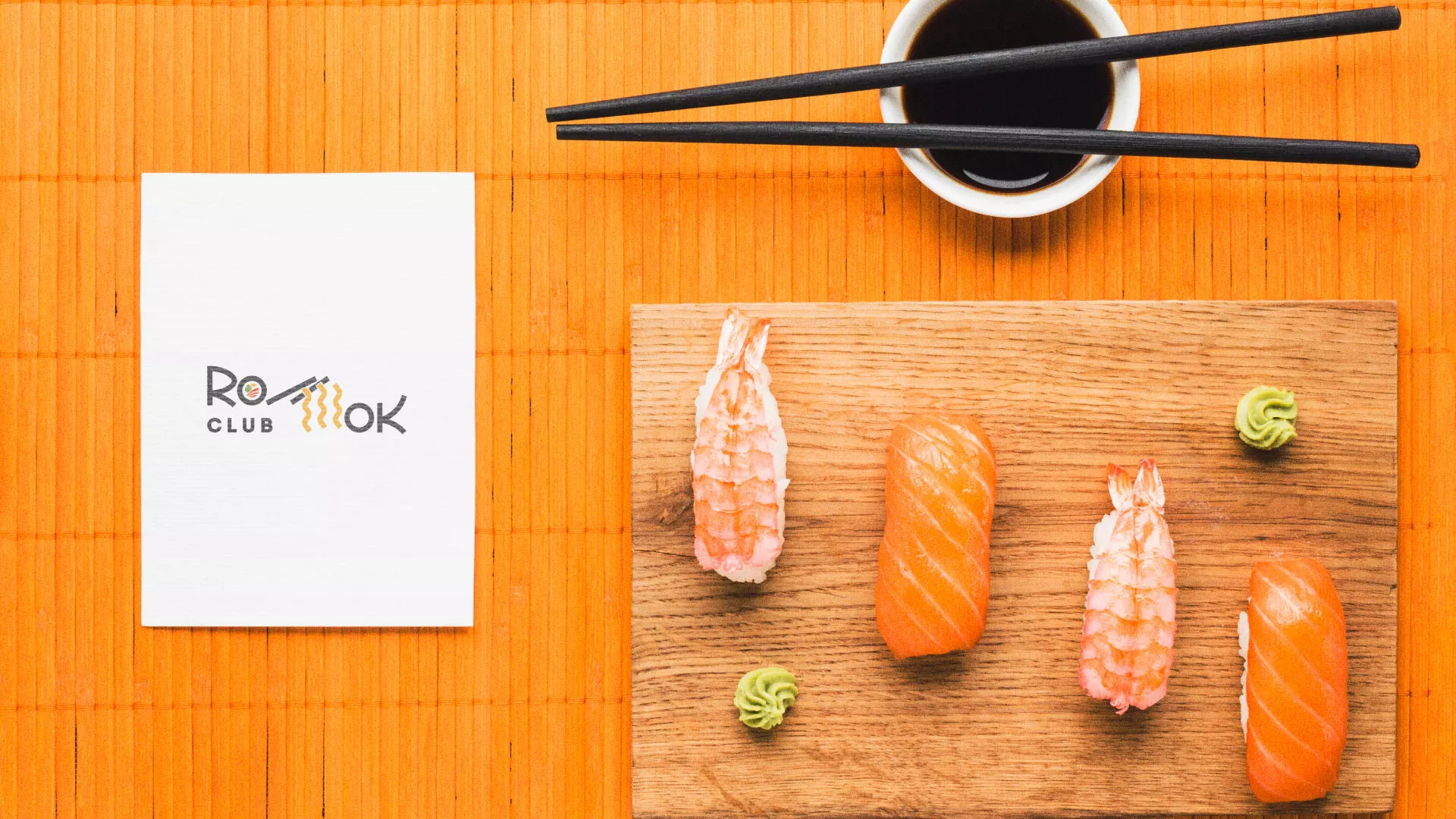 Создание логотипа суши-бара «Roll Wok Club» в Торжке